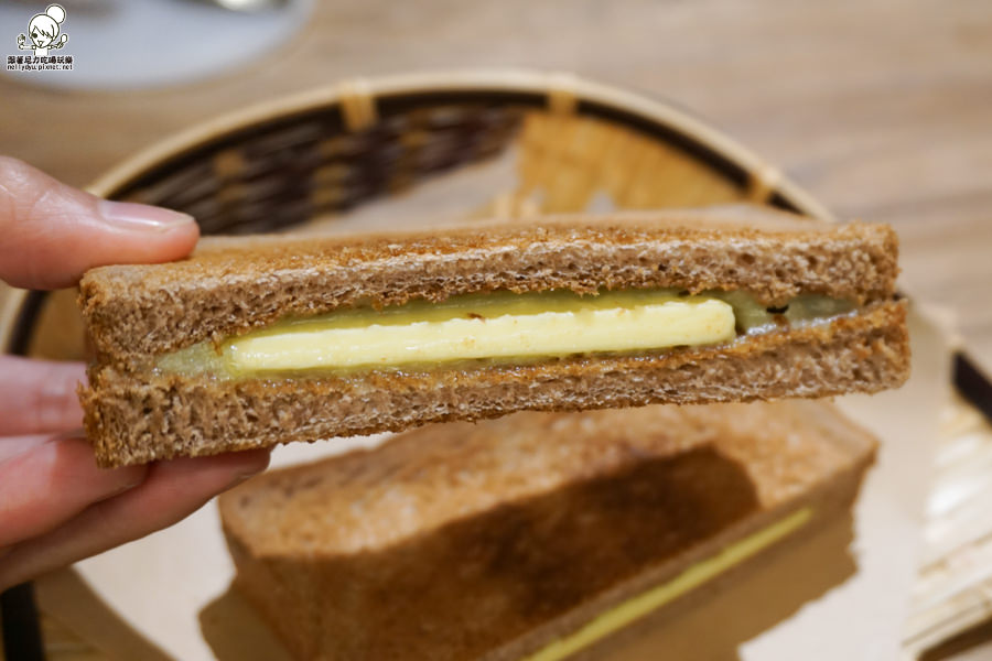 台中美食 金福氣 新馬料理 創意料理 南洋風味 肉骨茶 熱壓土司