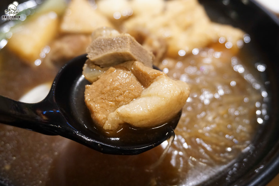 台中美食 金福氣 新馬料理 創意料理 南洋風味 肉骨茶 熱壓土司