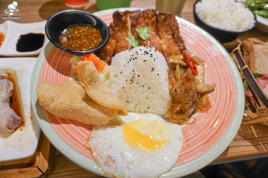 台中美食 金福氣 新馬料理 創意料理 南洋風味 肉骨茶 熱壓土司