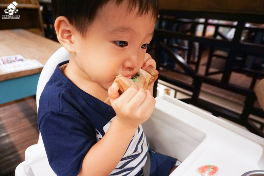 台中美食 金福氣 新馬料理 創意料理 南洋風味 肉骨茶 熱壓土司