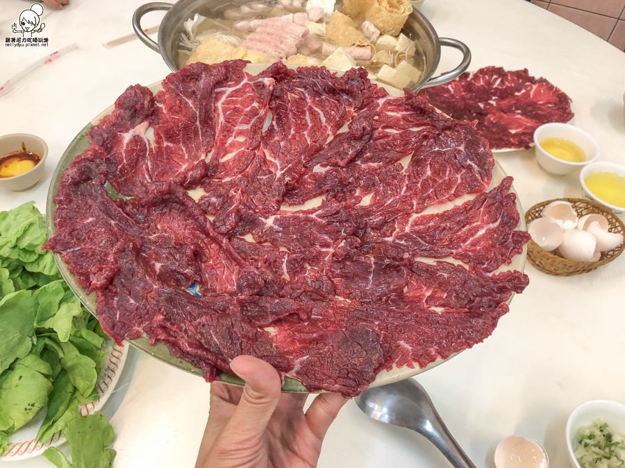 鹽埕美食 鹽埕火鍋 汕頭火鍋 廣東 勝味火鍋 溫體牛肉 鹽埕必吃 