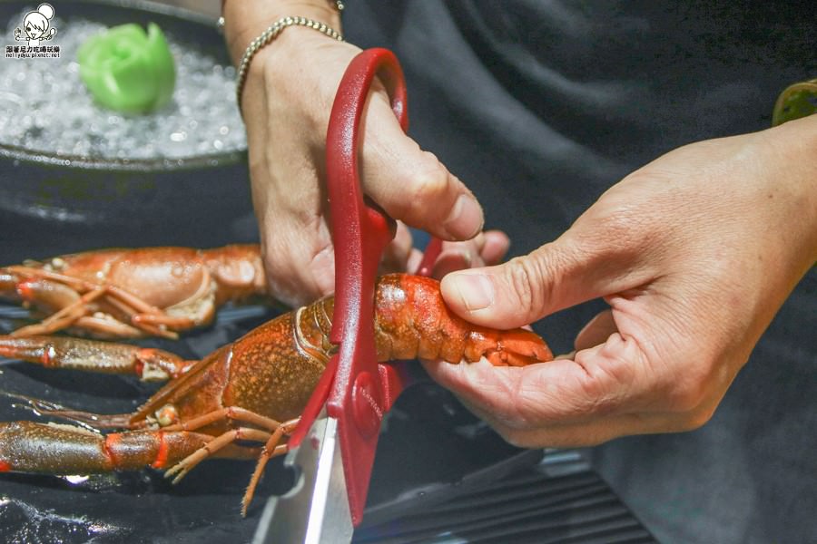 五鮮級火鍋 平價火鍋 高雄火鍋 鍋物 獨享鍋 分享鍋 鴛鴦鍋 麻辣鍋 海鮮 龍蝦 小龍蝦 拼盤