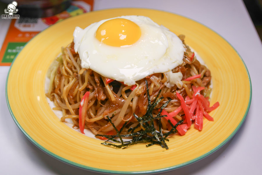 親民價位 百元丼飯 日式丼飯 蓋飯 日式炒麵 校園美食 高雄美食 上班族最愛 百元便當 炸豬排 唐揚雞