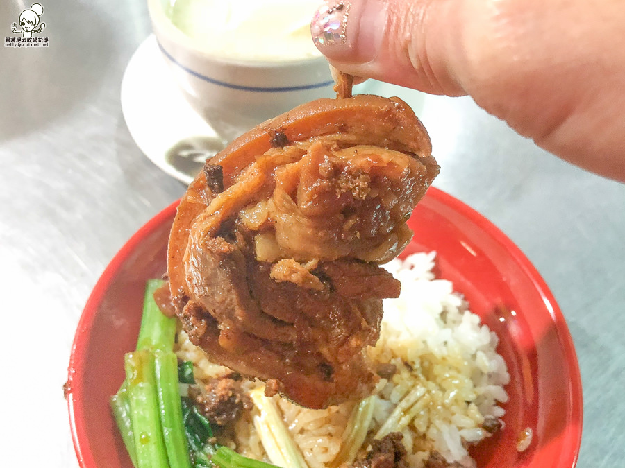 北大港原盅燉鴨湯 雞湯 庶民美食 高雄小吃 高雄美食 腿庫飯