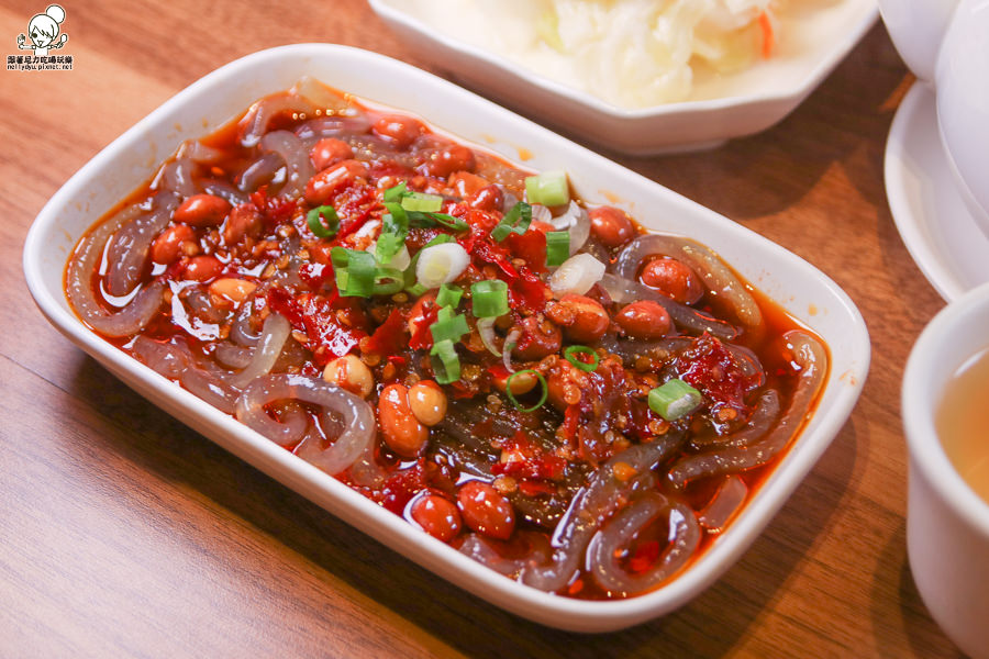 灑椒 麻辣火鍋 高雄麻辣 鍋物 鴛鴦 養生 套餐 聚餐 高雄美食