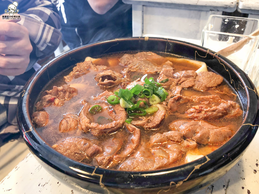 牛肉麵、冰花手工餃子 麵家二眷 豆花吃到飽 