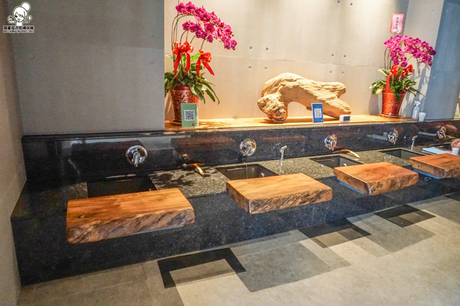 市區按摩 腳底按摩 指壓 油壓 休閒 高雄按摩 平價按摩