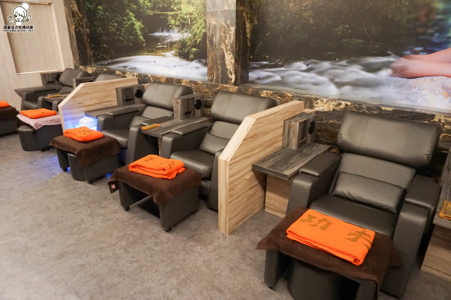 市區按摩 腳底按摩 指壓 油壓 休閒 高雄按摩 平價按摩