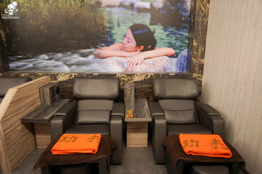 市區按摩 腳底按摩 指壓 油壓 休閒 高雄按摩 平價按摩