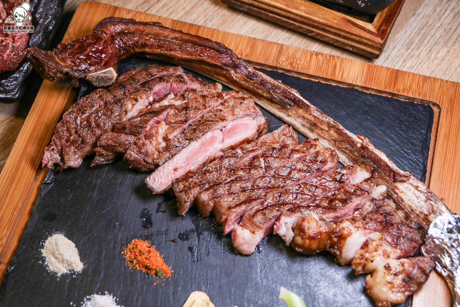 夢時代 美食街 燒肉 炙燒 烤肉 大丼燒