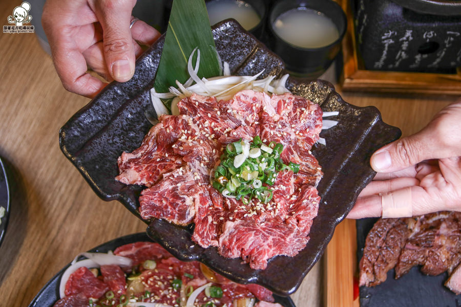 夢時代 美食街 燒肉 炙燒 烤肉 大丼燒