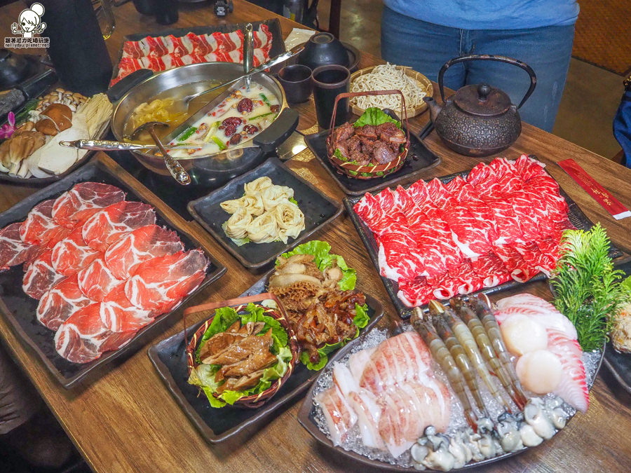 文山特區 麻辣火鍋 鴛鴦鍋 聚餐 美食 高雄火鍋 富鼎軒