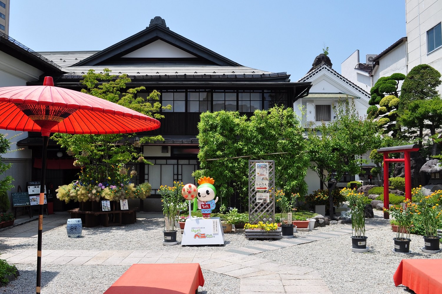 日本山形山寺五大堂美景 美食必吃老字號瀧不動生蕎麥麵 山形採蘋果體驗 日本東北旅遊18仙台 山形 東北6県感謝祭 跟著尼力吃喝玩樂 親子生活