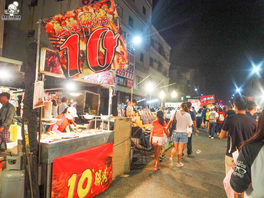 駁二夜市 夜市 高雄夜市 建國夜市 鹽埕美食