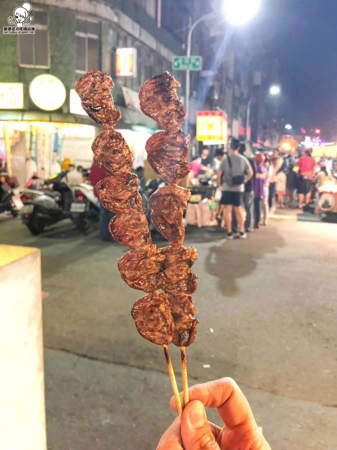 駁二夜市 夜市 高雄夜市 建國夜市 鹽埕美食