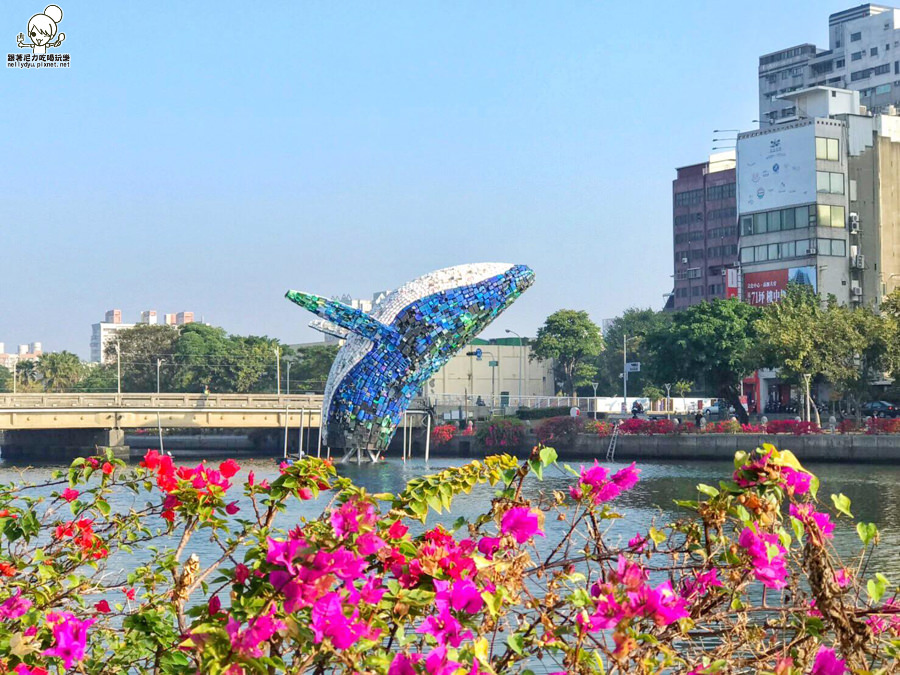 高雄景點 愛河 高雄旅遊 打卡熱點 IG熱點 好拍 愛之鯨