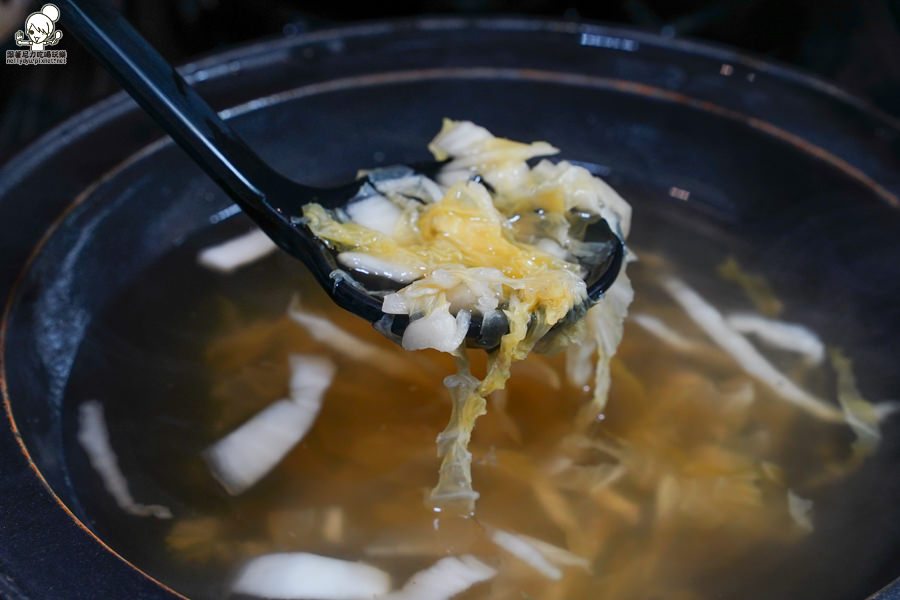 火鍋 鍋物 百元火鍋 個人鍋 宵夜 高雄美食 高雄鍋物 聚餐 文化中心