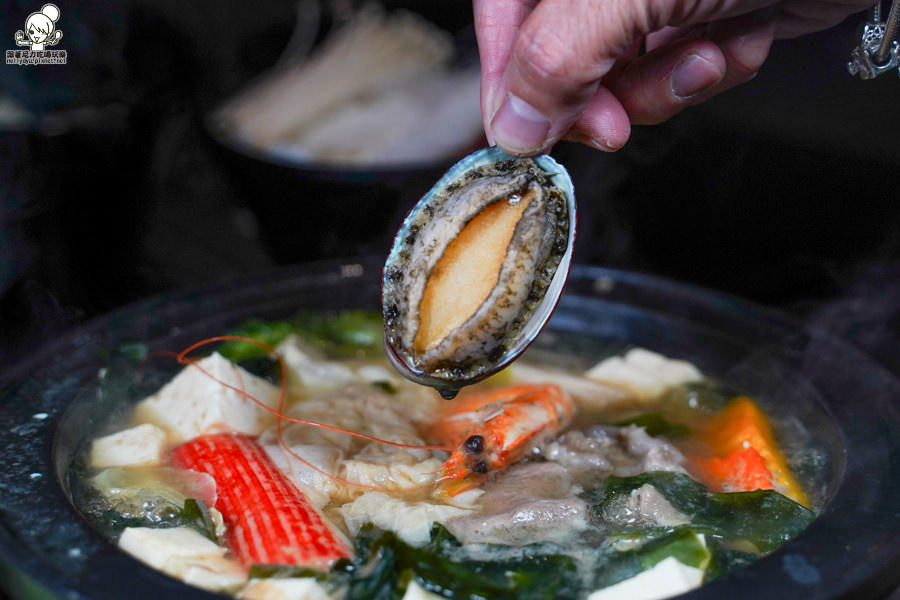 火鍋 鍋物 百元火鍋 個人鍋 宵夜 高雄美食 高雄鍋物 聚餐 文化中心