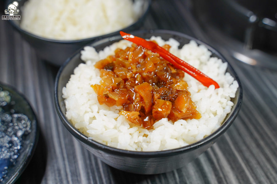 火鍋 鍋物 百元火鍋 個人鍋 宵夜 高雄美食 高雄鍋物 聚餐 文化中心