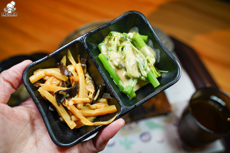 品三杯 熱炒 三杯 高雄美食 小吃 台灣美食 美食街 漢神