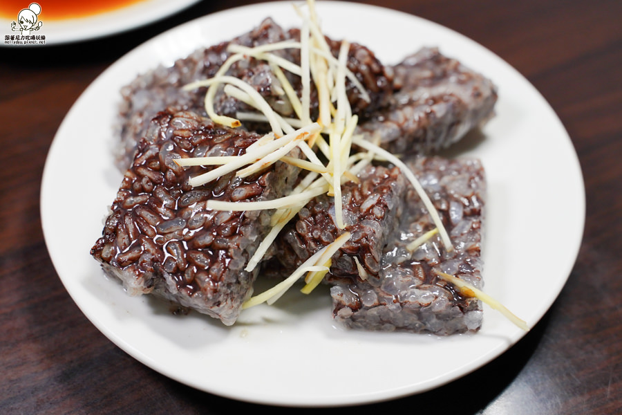 高雄美食 鳳山美食 衛武營 老爺美食館 純手工 香茅 獨家 特色 全台獨創