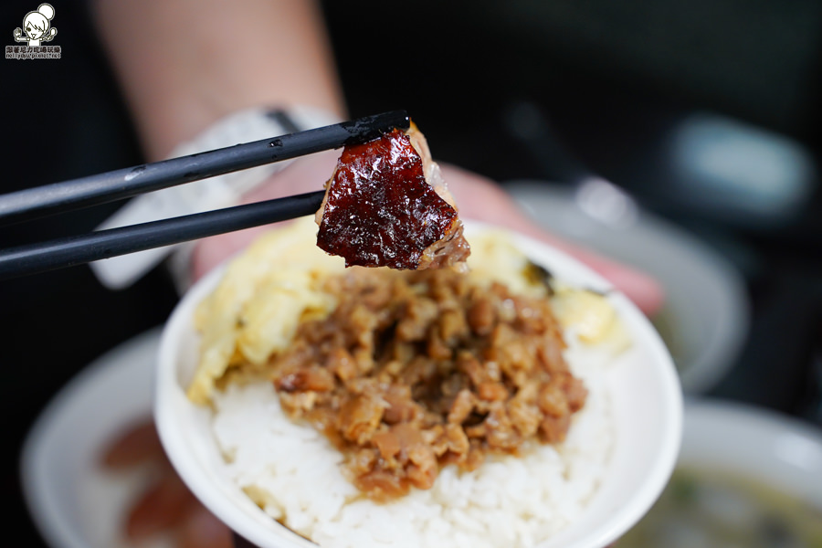 高雄美食 鳳山美食 衛武營 老爺美食館 純手工 香茅 獨家 特色 全台獨創