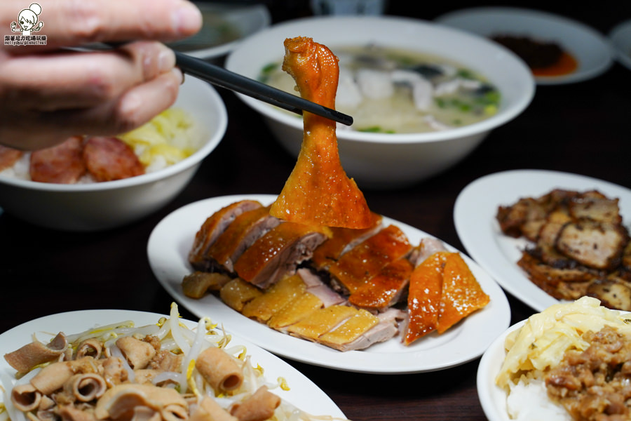 高雄美食 鳳山美食 衛武營 老爺美食館 純手工 香茅 獨家 特色 全台獨創