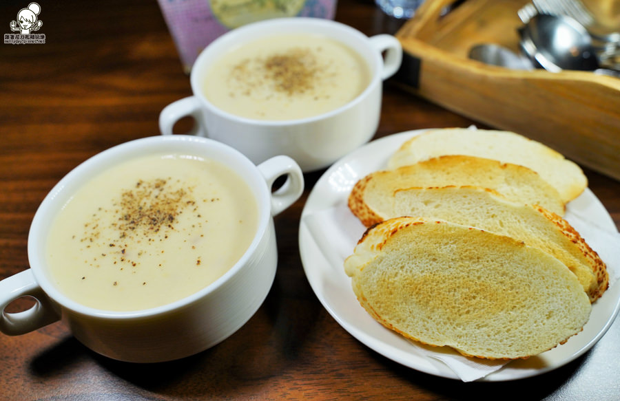 左營 義大利麵 燉飯 聚餐 巷弄美食 好吃推薦 必吃 必訪 Mr.June餐館 