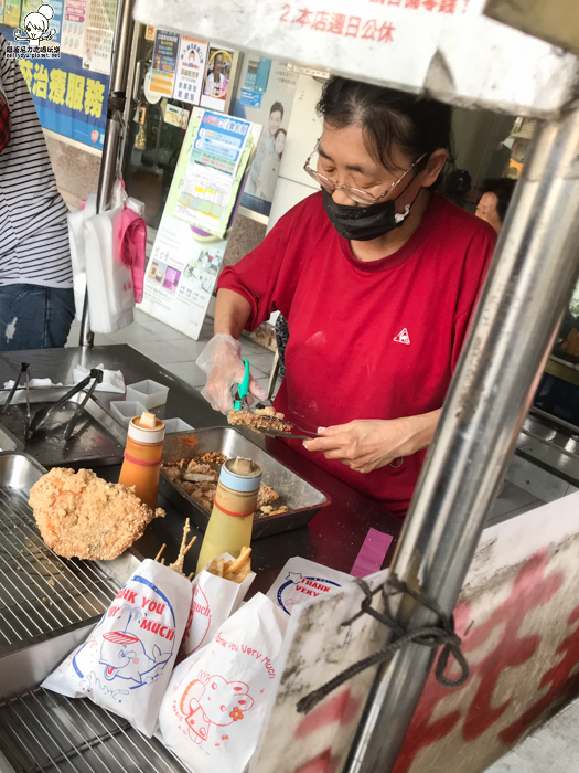 小阿姨香雞排 炸肉串 炸物 高雄 必吃 美食 下午茶