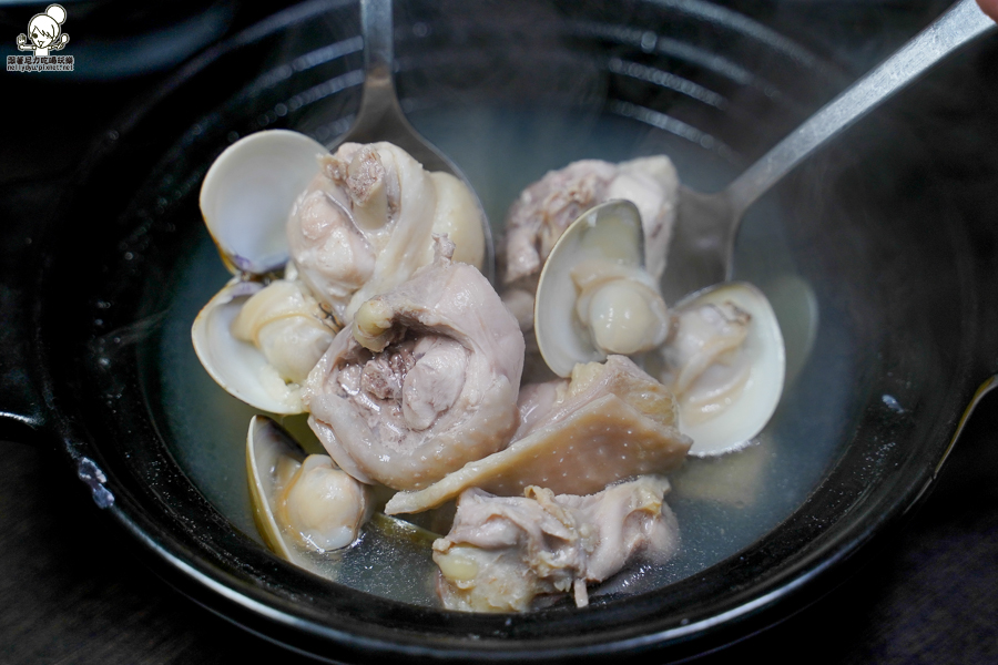 土雞鍋 高雄美食 個人鍋 好吃 推薦 鍋物 熱炒 