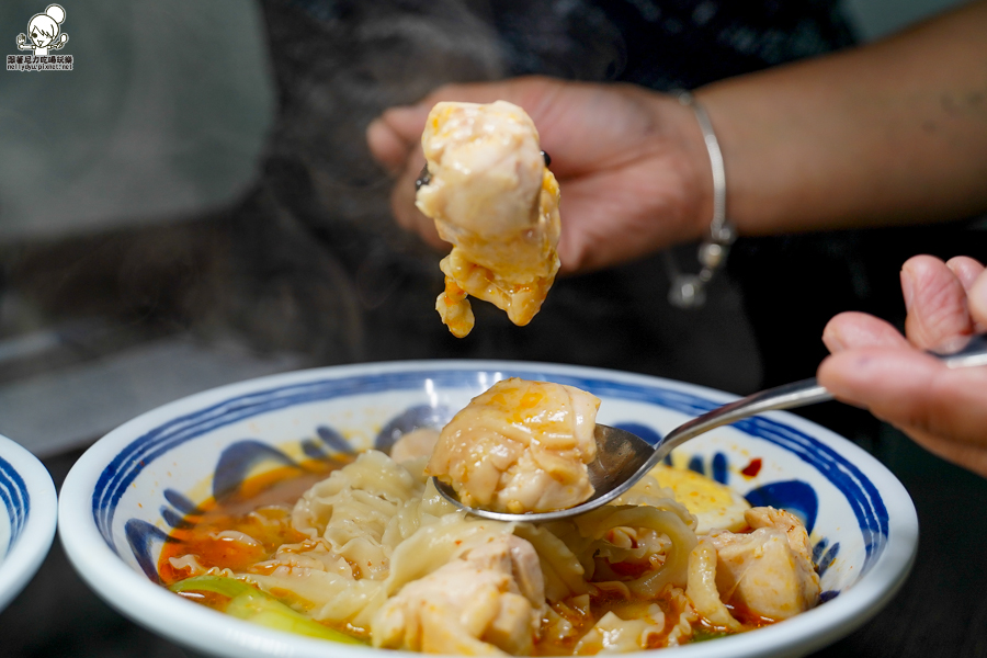 土雞鍋 高雄美食 個人鍋 好吃 推薦 鍋物 熱炒 