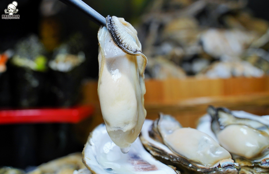 高雄聚餐 燒烤 燒烤殿 生蠔 青蚵 生魚片 燒烤 美食 高雄美食