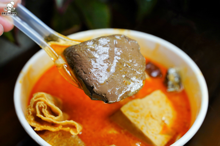 春囍 個人鍋 外帶 火鍋 鍋物 高雄美食 高雄必吃 排隊 麻奶 花雕 牛奶