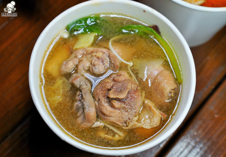 春囍 個人鍋 外帶 火鍋 鍋物 高雄美食 高雄必吃 排隊 麻奶 花雕 牛奶