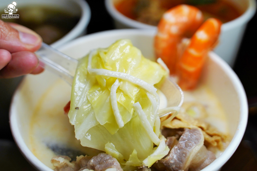 春囍 個人鍋 外帶 火鍋 鍋物 高雄美食 高雄必吃 排隊 麻奶 花雕 牛奶