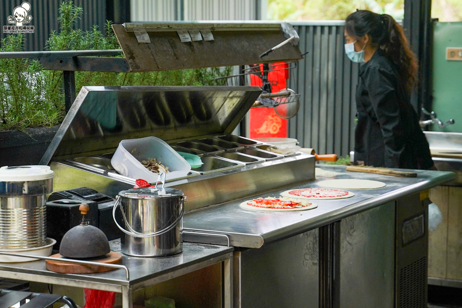 日月潭 景觀 餐廳 咖啡 披薩 窯烤披薩 親子 旅遊 南投