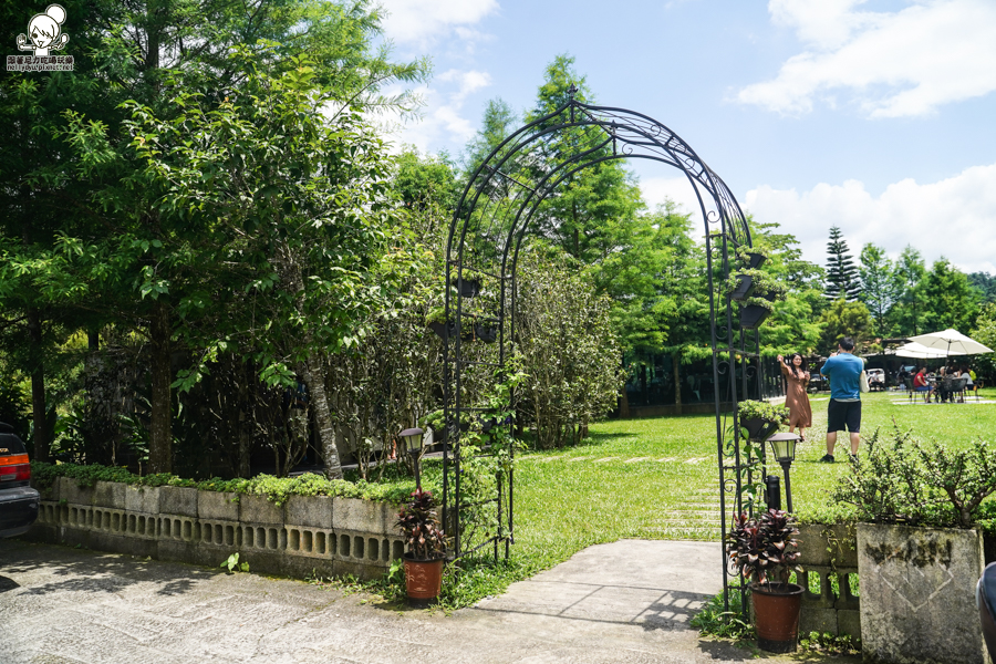 日月潭 景觀 餐廳 咖啡 披薩 窯烤披薩 親子 旅遊 南投