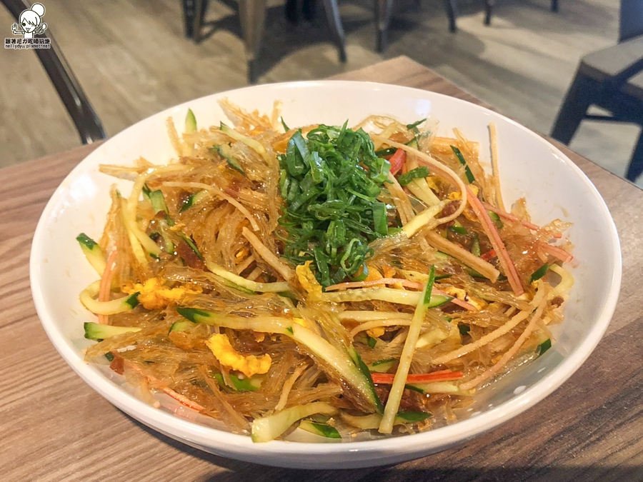 高雄美食 麵食 雙醬麵 巷弄美食 魯味 好吃滷味 必吃 魯蛇滷味