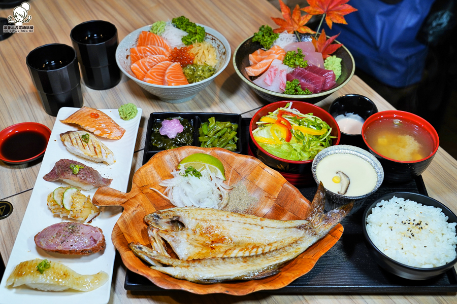 學區美食 日本料理 生魚片 丼飯 定食 聚餐 燒烤 烏龍麵