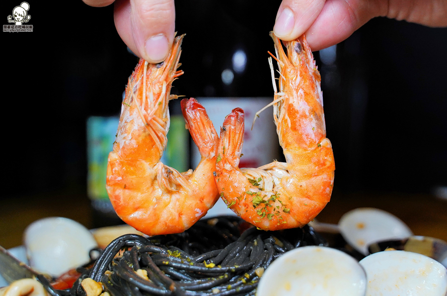 小酌 巷弄美食 聚餐 約會 開趴 獨家美食 漢堡 限量 新鮮 高雄精釀啤酒