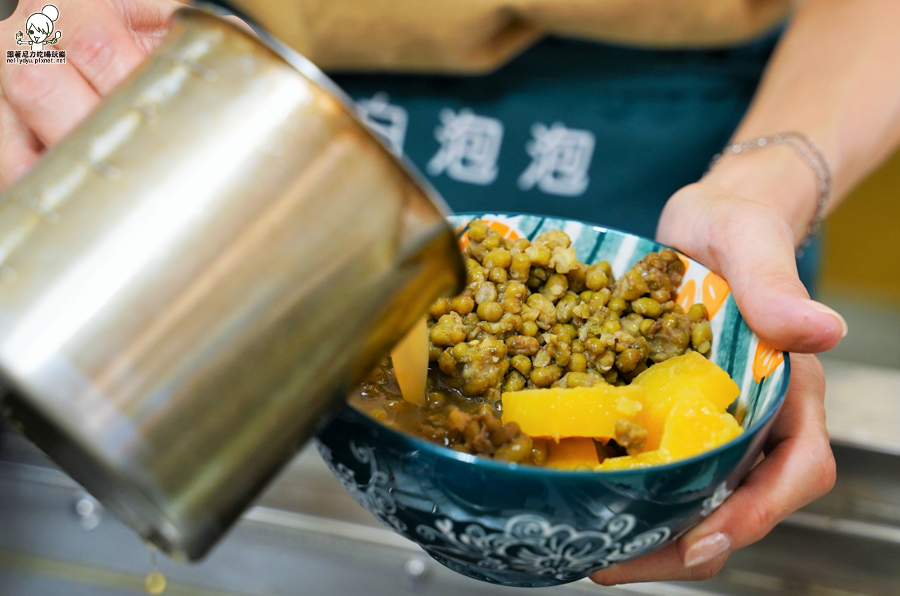 彩色粉粿 古早味 冰品 豆花 挫冰 超人氣 金桔 排隊 高雄 美食