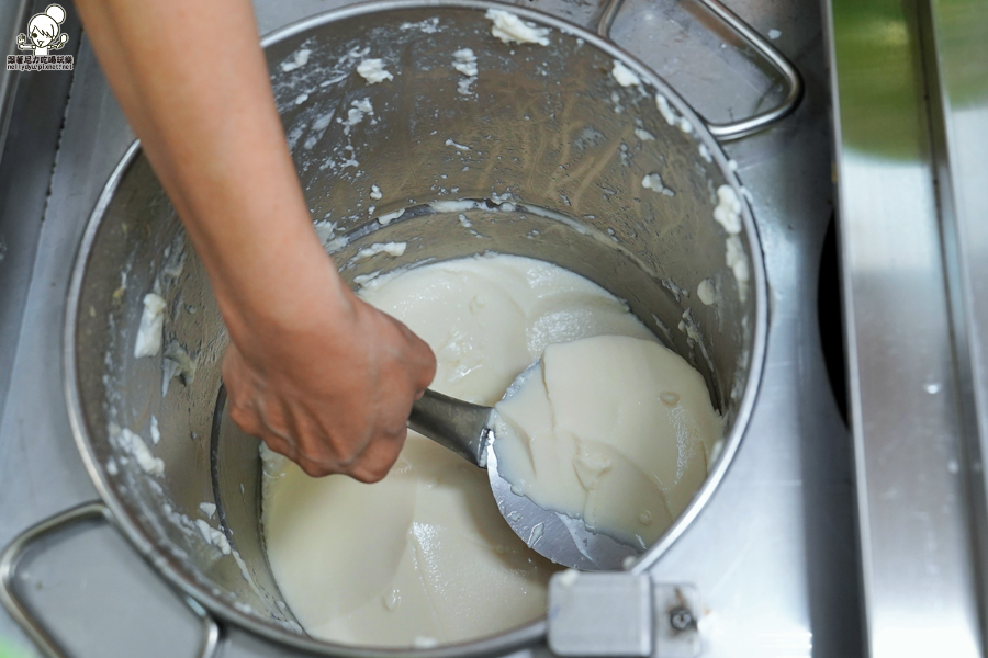 彩色粉粿 古早味 冰品 豆花 挫冰 超人氣 金桔 排隊 高雄 美食