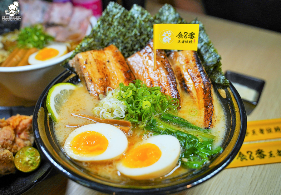 拉麵 家樂福 美食 高雄 日式拉麵 丼飯 親子 聚會 叉燒