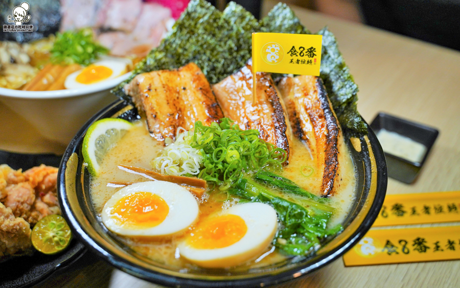 拉麵 家樂福 美食 高雄 日式拉麵 丼飯 親子 聚會 叉燒