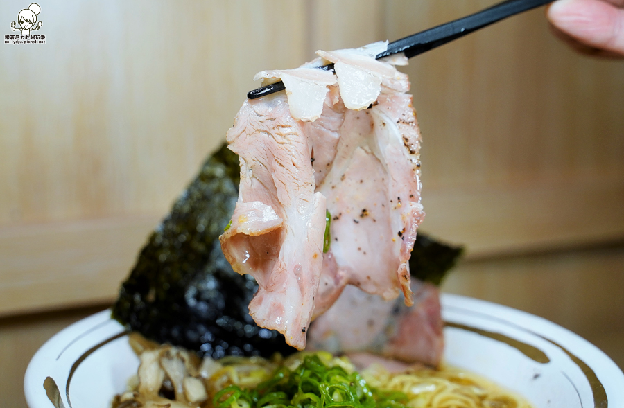 拉麵 家樂福 美食 高雄 日式拉麵 丼飯 親子 聚會 叉燒