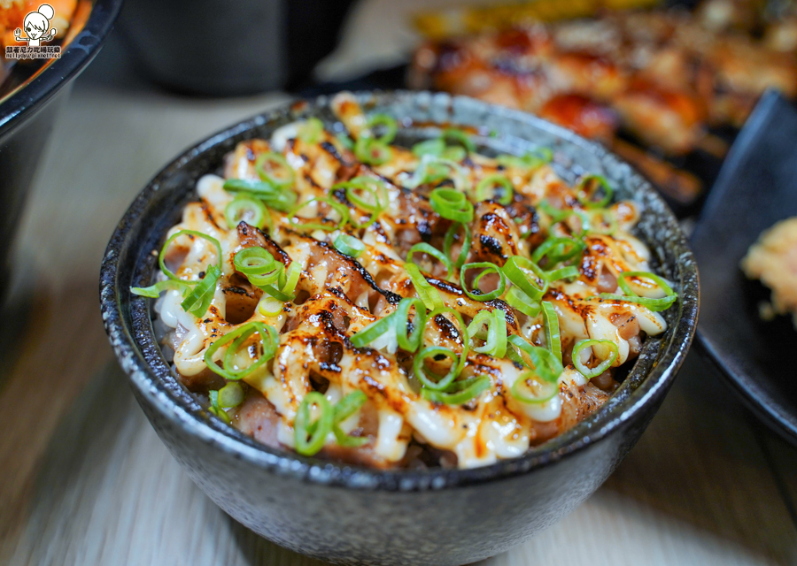 拉麵 家樂福 美食 高雄 日式拉麵 丼飯 親子 聚會 叉燒