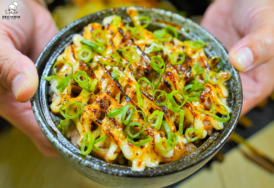 拉麵 家樂福 美食 高雄 日式拉麵 丼飯 親子 聚會 叉燒