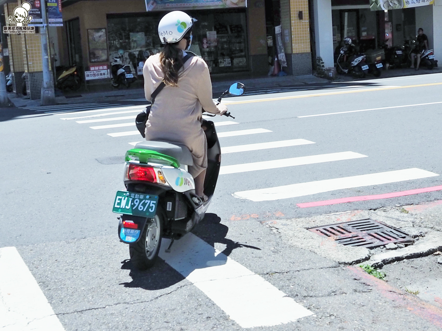 機車租借 租車 wemo 電動車 代步 便利 高雄旅遊