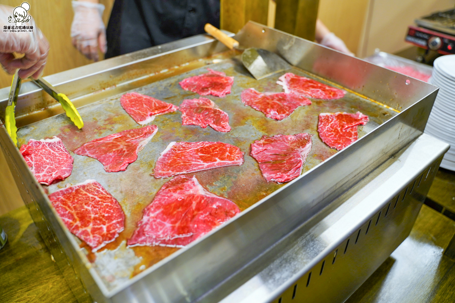 和牛吃到飽 火鍋 鍋物 吃到飽 排隊 夢時代 和牛祭 泰國蝦 壽司