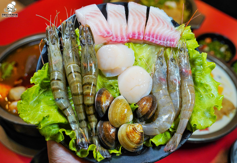 麻麻桑 火鍋 鍋物 百元 海鮮 聚餐 捷運美食 高雄火鍋